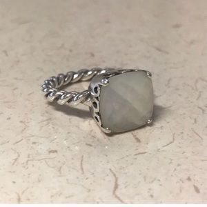 Mother of Pearl Pandora Ring